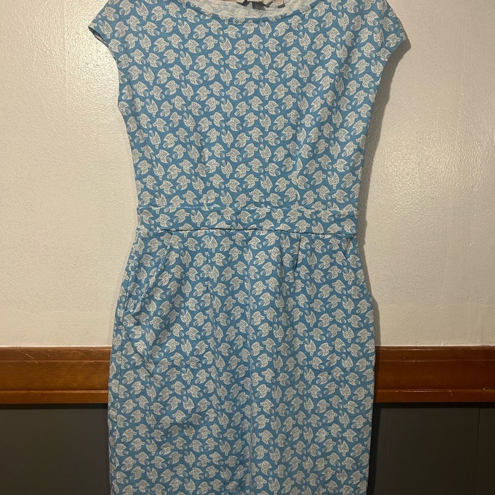 Boden Light Blue Floral Cap-Sleeve Midi Dress